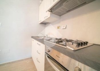 One-room apartment Via palazzo di città, Saluzzo - photo 2