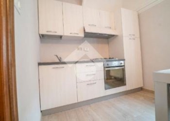 One-room apartment Via palazzo di città, Saluzzo - photo 4