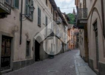 One-room apartment Via palazzo di città, Saluzzo - photo 10