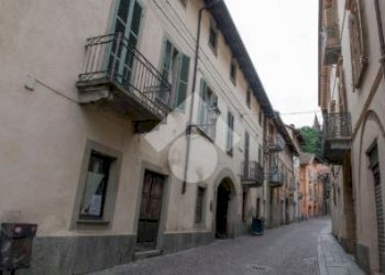 One-room apartment Via palazzo di città, Saluzzo - photo 11