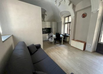 One-room apartment Via palazzo di città, Saluzzo - photo 7