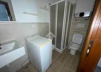 One-room apartment Via palazzo di città, Saluzzo - photo 9