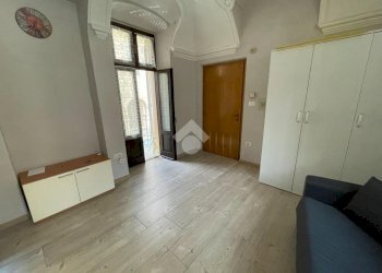 One-room apartment Via palazzo di città, Saluzzo - photo 12
