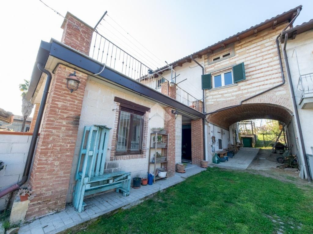 Casa semi indipendente Vicolo Borgo, Camino - foto 1