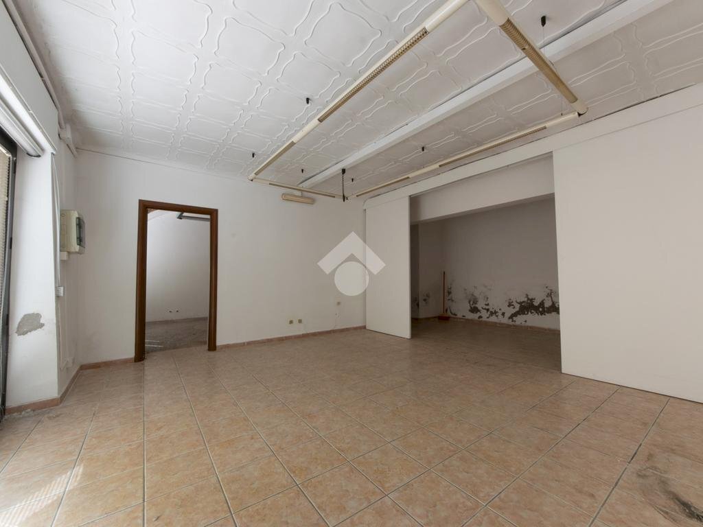 Negozio Via Vittorio Emanuele, Occimiano - foto 3