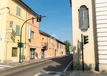 Negozio Via Vittorio Emanuele, Occimiano - foto 1
