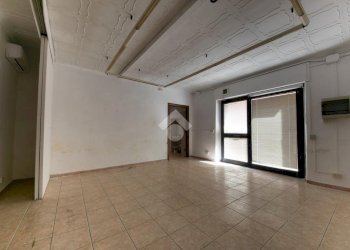 Negozio Via Vittorio Emanuele, Occimiano - foto 4
