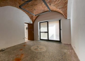 Negozio Via Vittorio Emanuele, Occimiano - foto 6