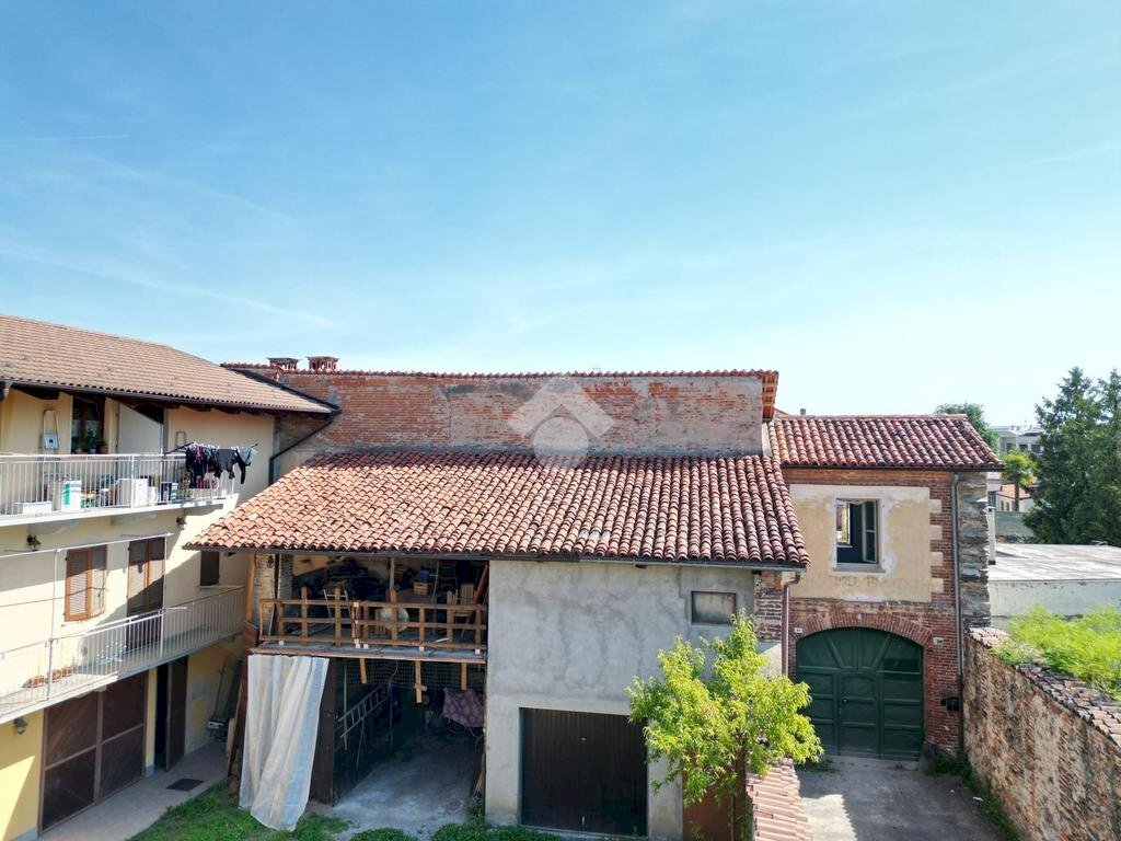Box Via Roma, Manta - photo 1
