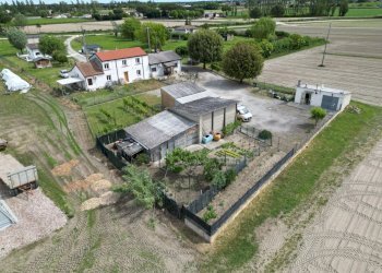 One-room apartment Comacchio - photo 4