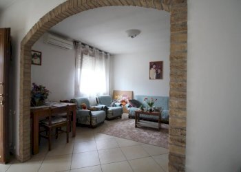 One-room apartment Comacchio - photo 17
