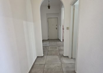 Corridoio - Three-room apartment Via Giovanni Schiaparelli, 8, Cuneo (neighborhood Centro) - photo 13