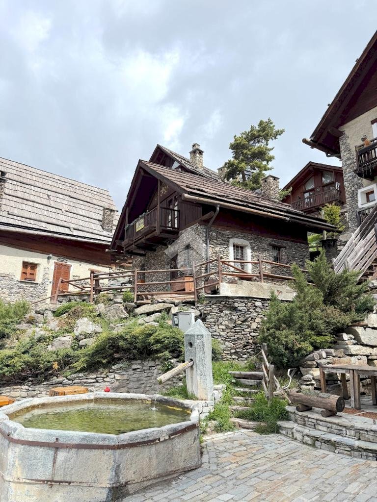 Independent house Frazione Bessen Alto, Sauze di Cesana - photo 1