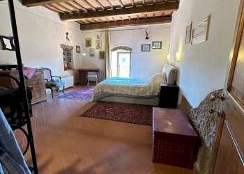 Three-room apartment Pitigliano - photo 2