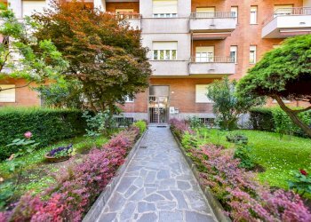 Trilocale Torino (zona Pozzo Strada) - foto 2
