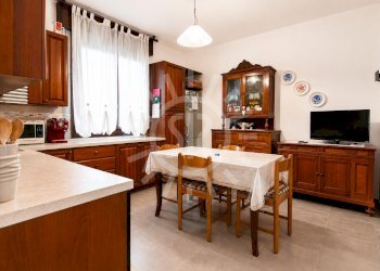 Portion of a house Molinella - photo 3