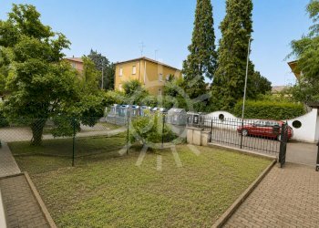 Portion of a house Molinella - photo 10