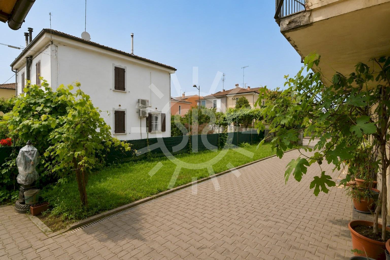 Portion of a house Molinella - photo 1