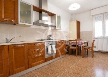 Portion of a house Molinella - photo 8