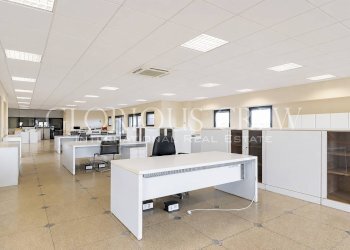 Foto 4 - Office Via Monza, Limbiate - photo 4