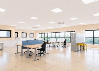 Foto 10 - Office Via Monza, Limbiate - photo 10