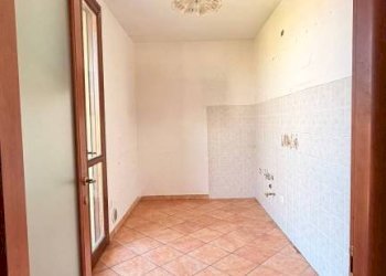 Three-room apartment Medesano - photo 4