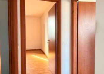Three-room apartment Medesano - photo 5