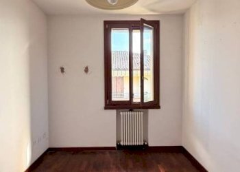 Three-room apartment Medesano - photo 8