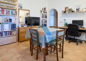 Foto 2 - Two-room apartment Capraia e Limite - photo 2