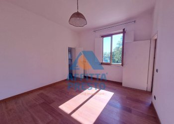 Foto 25 - Four-room apartment Empoli - photo 25