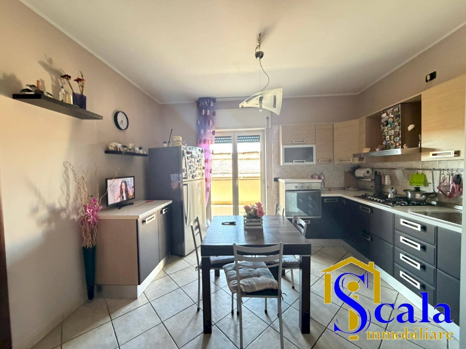 Foto 3 - Four-room apartment VIA RE DI PUGLIA, Santa Maria Capua Vetere - photo 3