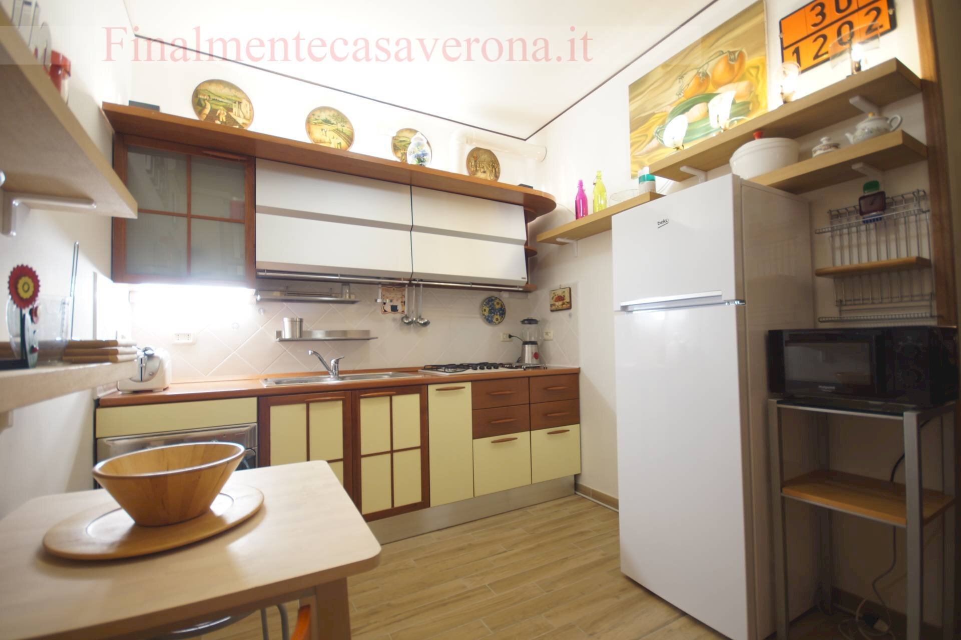 cucina - Casa semi indipendente Via San Giuseppe, Verona - foto 1