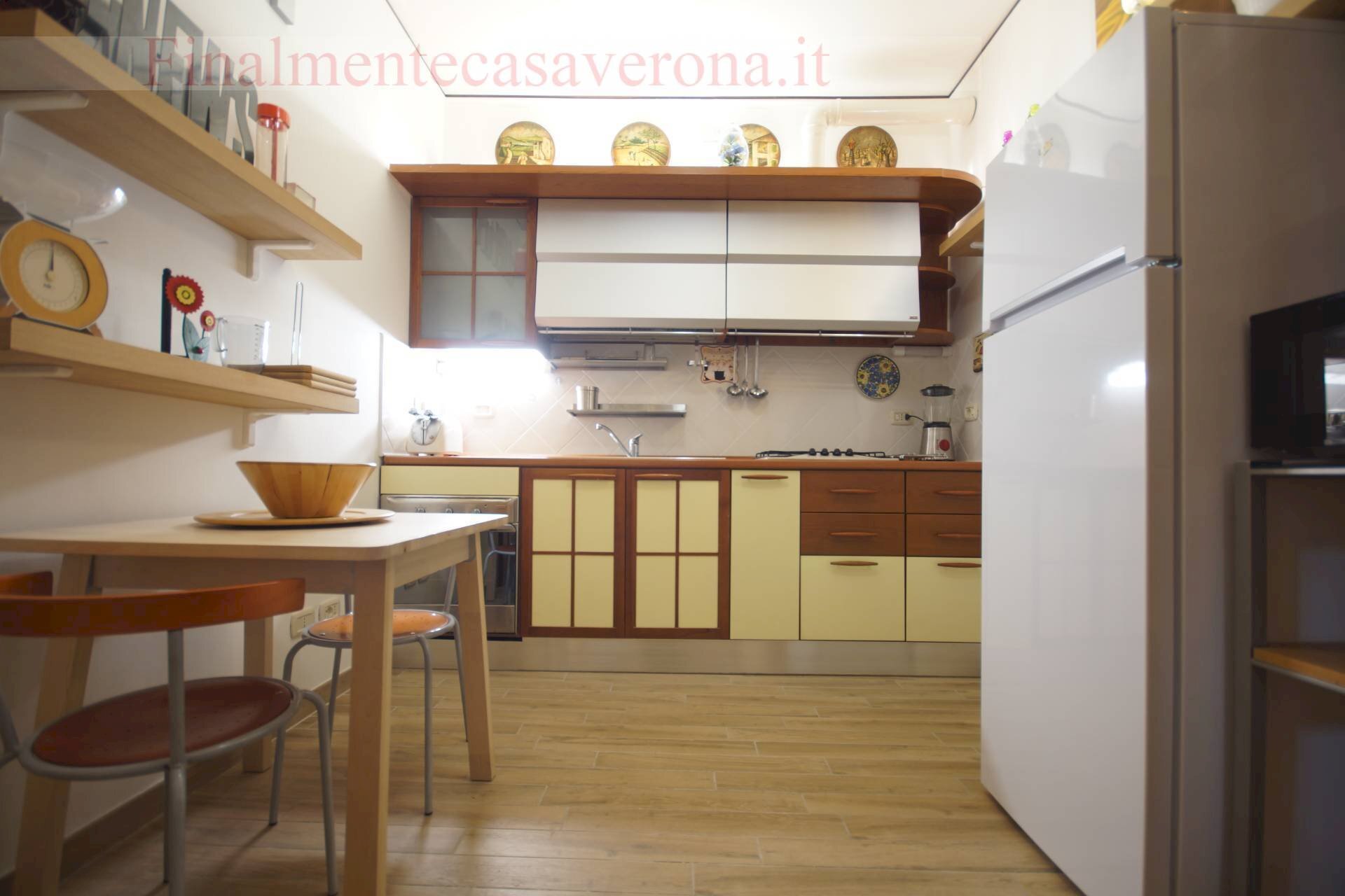cucina - Casa semi indipendente Via San Giuseppe, Verona - foto 2
