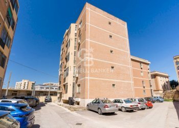 Foto 2 - Four-room apartment Piazza F. Crispi
 
43, Brindisi - photo 2
