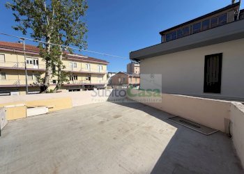 Foto 19 - Quadrilocale Via Amendola
 
33, San Giovanni Teatino - foto 19