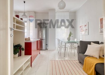 Sala da pranzo - Trilocale Via Achille Zezon
 
8, Milano - foto 12