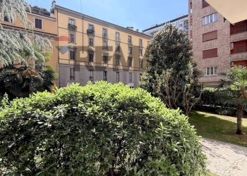 Edificio all\'aperto - Trilocale Via Achille Zezon
 
8, Milano - foto 36