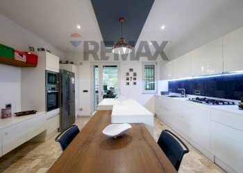 Cucina - Casa semi indipendente Strada Statale 16 Km 788+400, Giovinazzo - foto 1