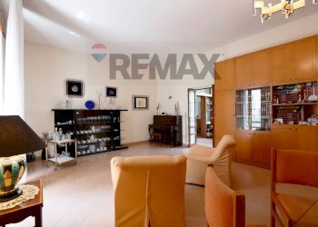 Sala da pranzo - Casa indipendente Via Buccari
2, Giovinazzo - foto 5