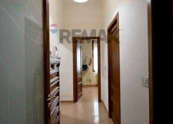 Hall / corridoio - Casa indipendente Via Buccari
2, Giovinazzo - foto 11
