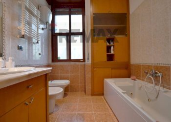 Bagno - Casa indipendente Via Buccari
2, Giovinazzo - foto 12