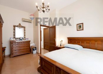 Camera / camera da letto - Casa indipendente Via Buccari
2, Giovinazzo - foto 16