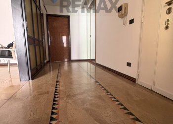 Dettagli - Four-room apartment Via Principe Amedeo
36, Bari - photo 3