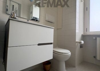 Bagno - Four-room apartment Via Principe Amedeo
36, Bari - photo 6