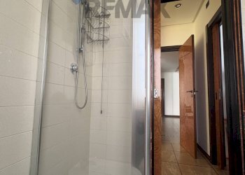 Bagno - Four-room apartment Via Principe Amedeo
36, Bari - photo 7