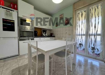 Cucina - Trilocale PIAZZA FRATELLI ROSSELLI
1, Malnate - foto 4