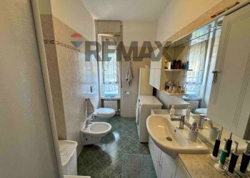 Bagno - Trilocale PIAZZA FRATELLI ROSSELLI
1, Malnate - foto 18