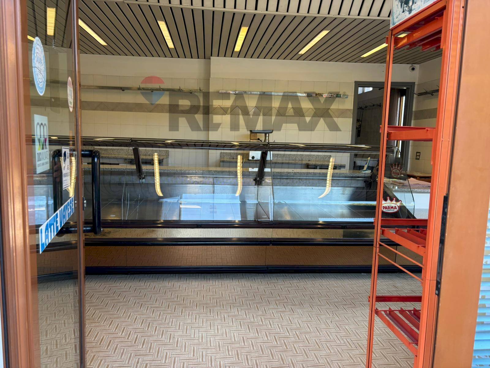 Ricezione / Lobby - Negozio via Ravina
44, Malnate - foto 3