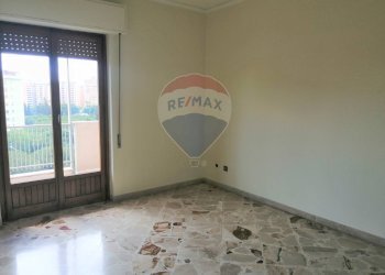 Camera - Quadrilocale Viale Regione Siciliana Nord Ovest
 
3350, Palermo - foto 24