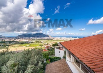Vista delle montagne - Appartamento Via Francesco Emanuele Cangiamila
 
5, Palermo - foto 16